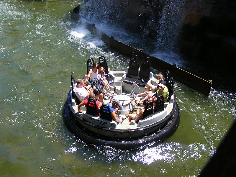 DSCF2471.JPG - The Roaring Rapids